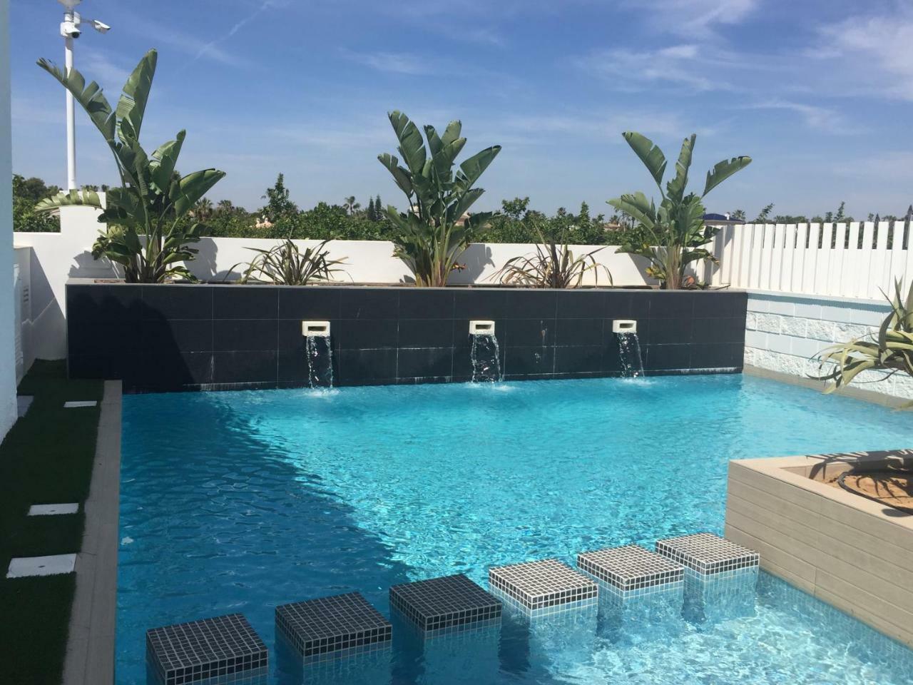 Apartamentos La Laguna II Luxury Apartments سيوداد كيسادا المظهر الخارجي الصورة