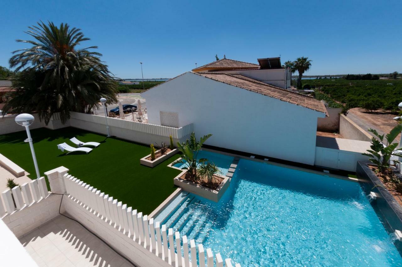 Apartamentos La Laguna II Luxury Apartments سيوداد كيسادا المظهر الخارجي الصورة